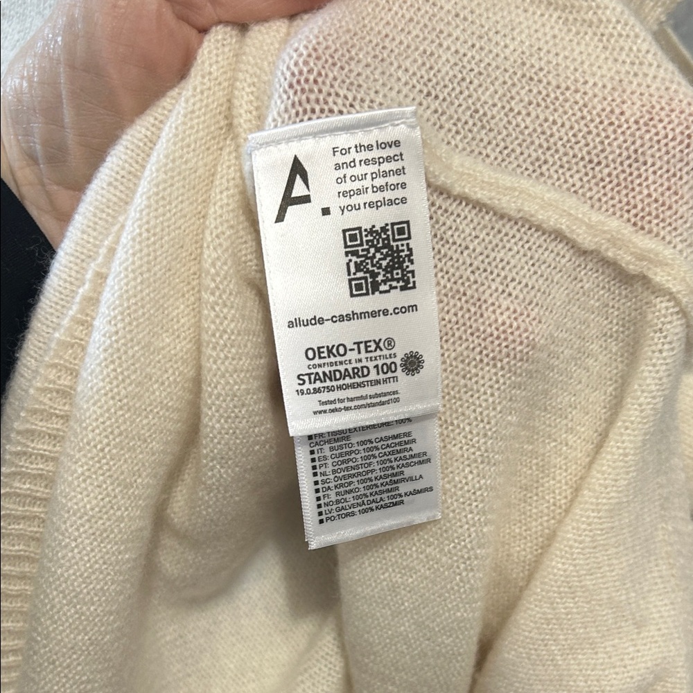 Allude 100% Cashmere Oversized Cream Sweater Size S Luxury Minimalist Luxury - Picture 9 of 14